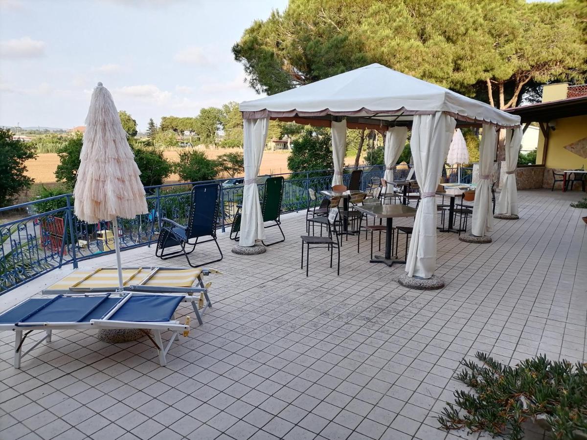 Hotel Paradiso Tarquinia Eksteriør bilde