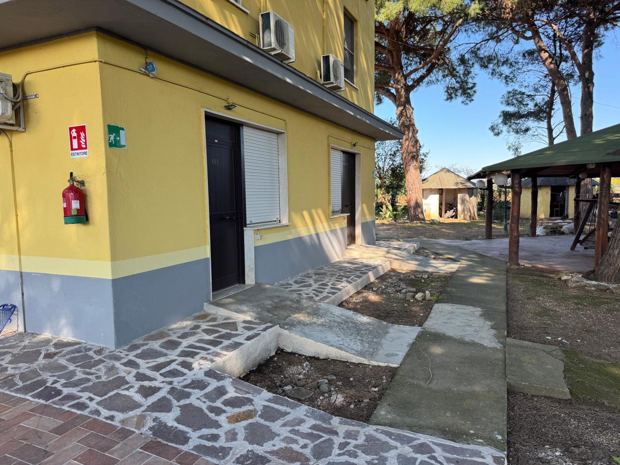 Hotel Paradiso Tarquinia Eksteriør bilde