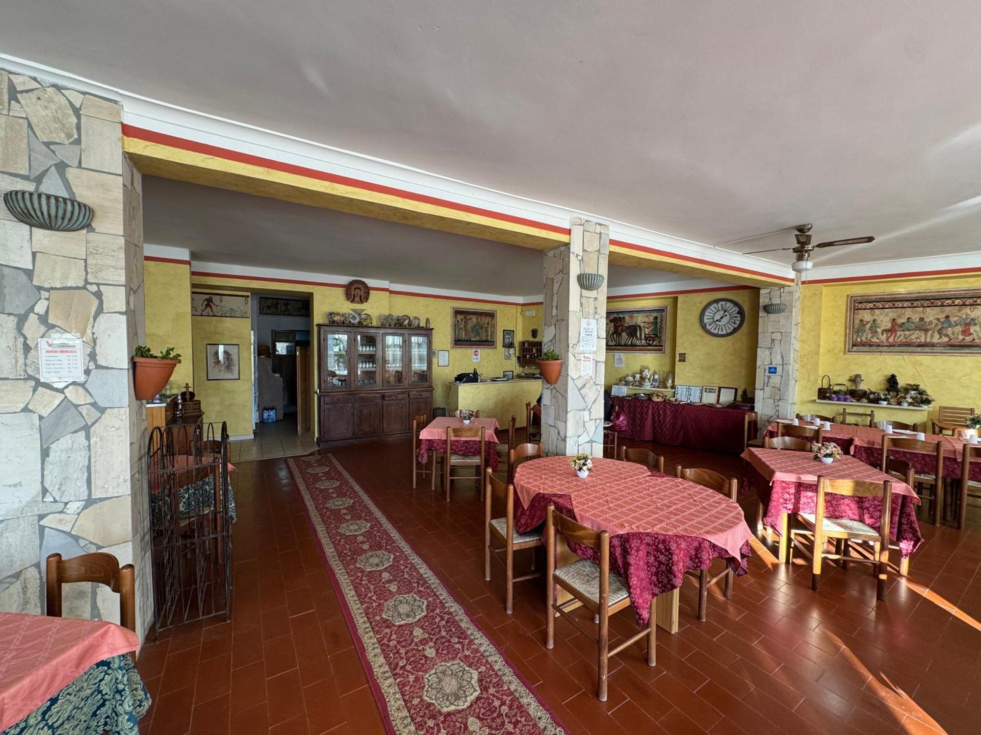 Hotel Paradiso Tarquinia Eksteriør bilde