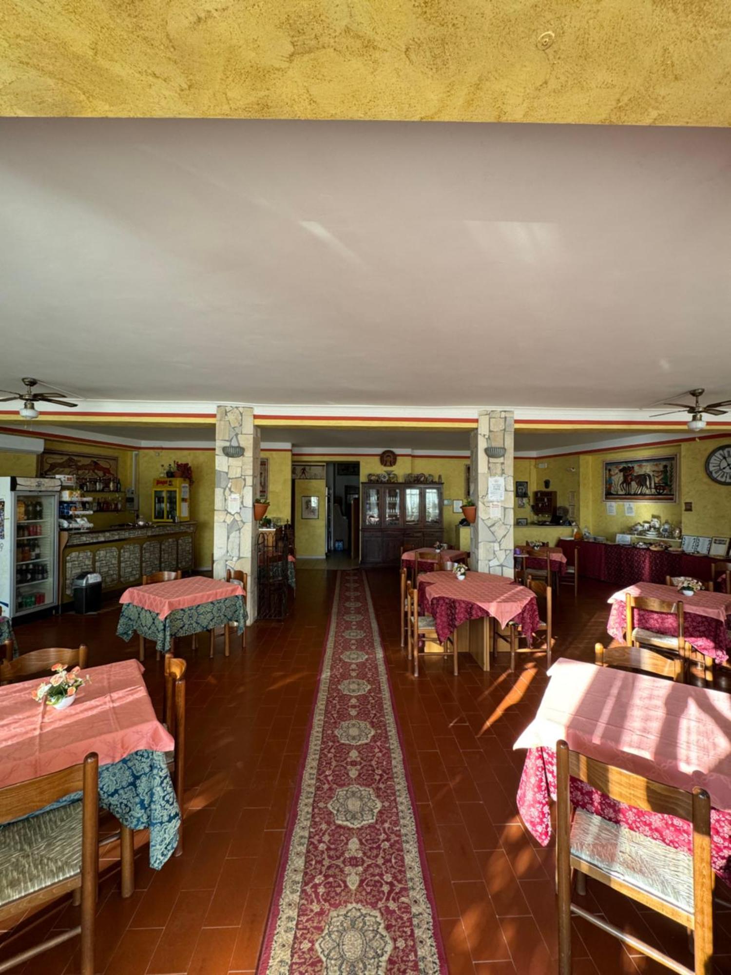 Hotel Paradiso Tarquinia Eksteriør bilde