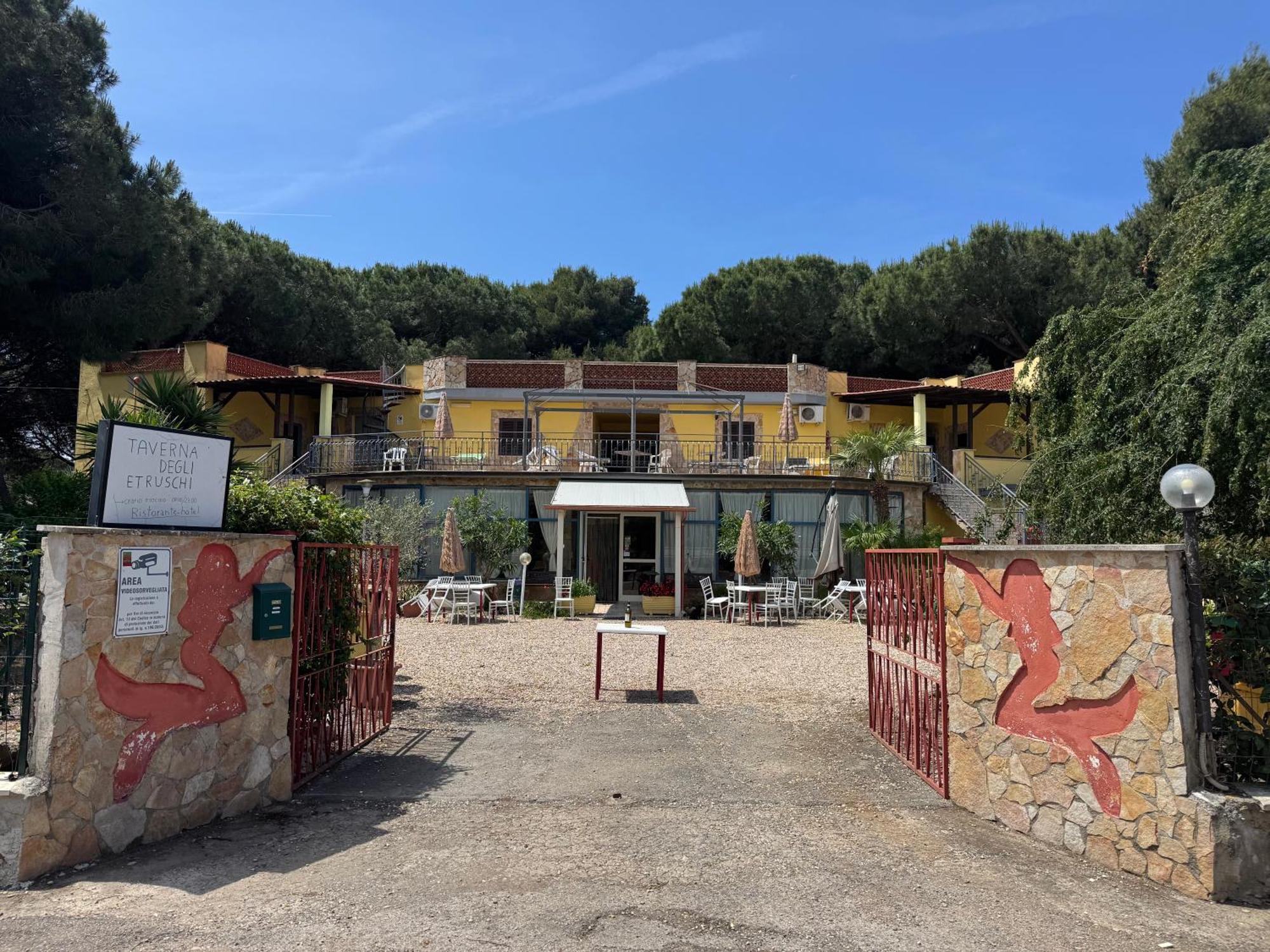 Hotel Paradiso Tarquinia Eksteriør bilde