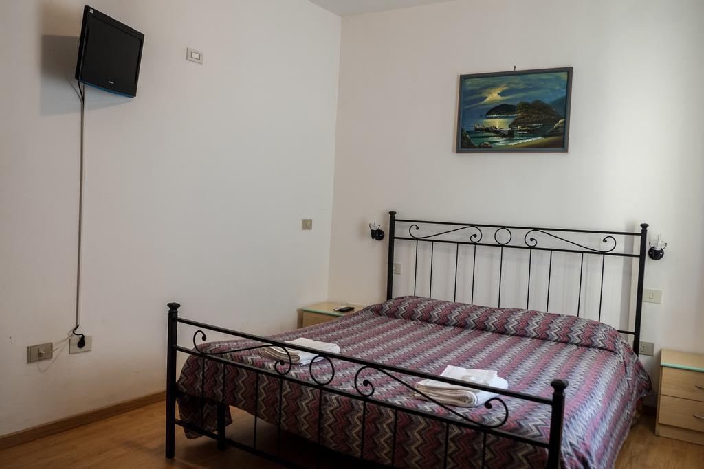 Hotel Paradiso Tarquinia Eksteriør bilde